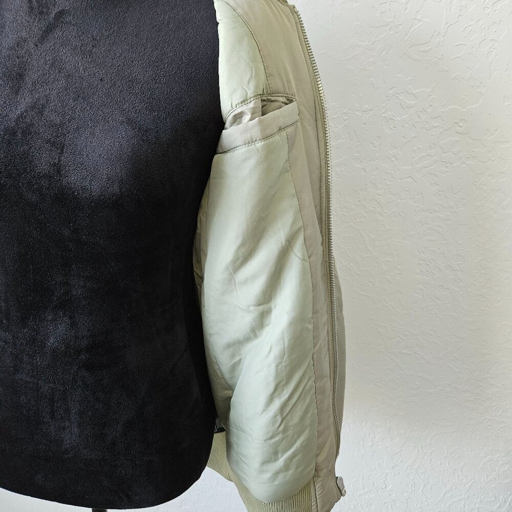 NWT Blank NYC Bomber Style Jacket Coat Pale Green Trendy Sz Small Oversized - Picture 9 of 16